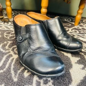 Earth spirit classics clogs